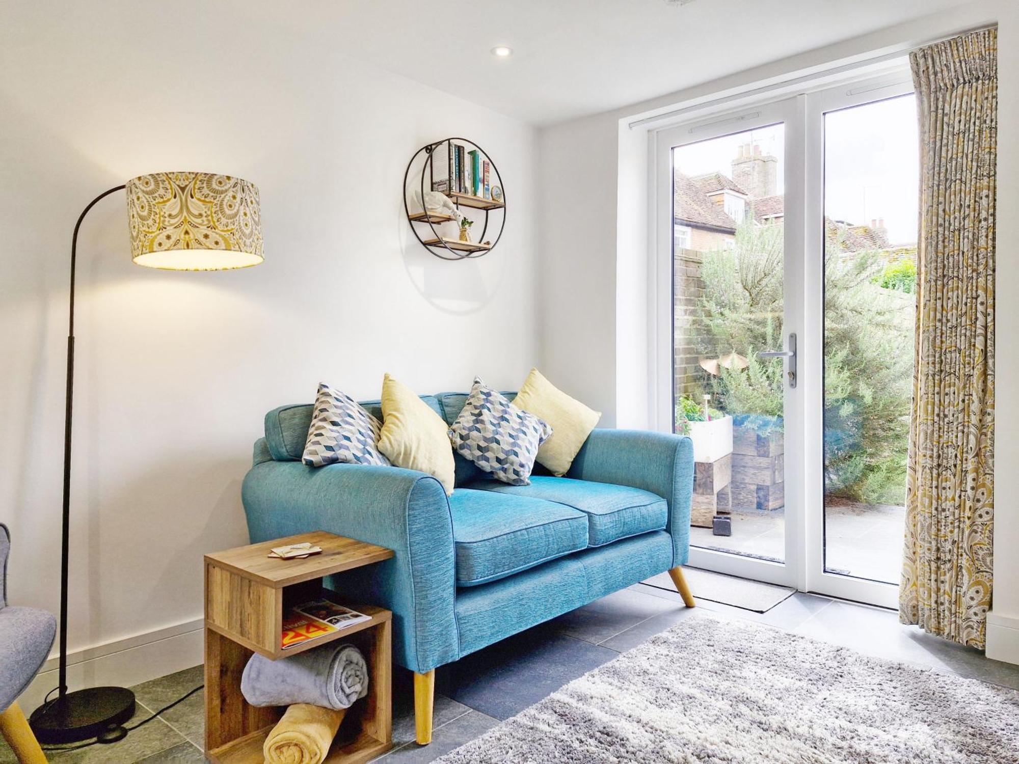 Four Priory Road, Chichester Ngoại thất bức ảnh