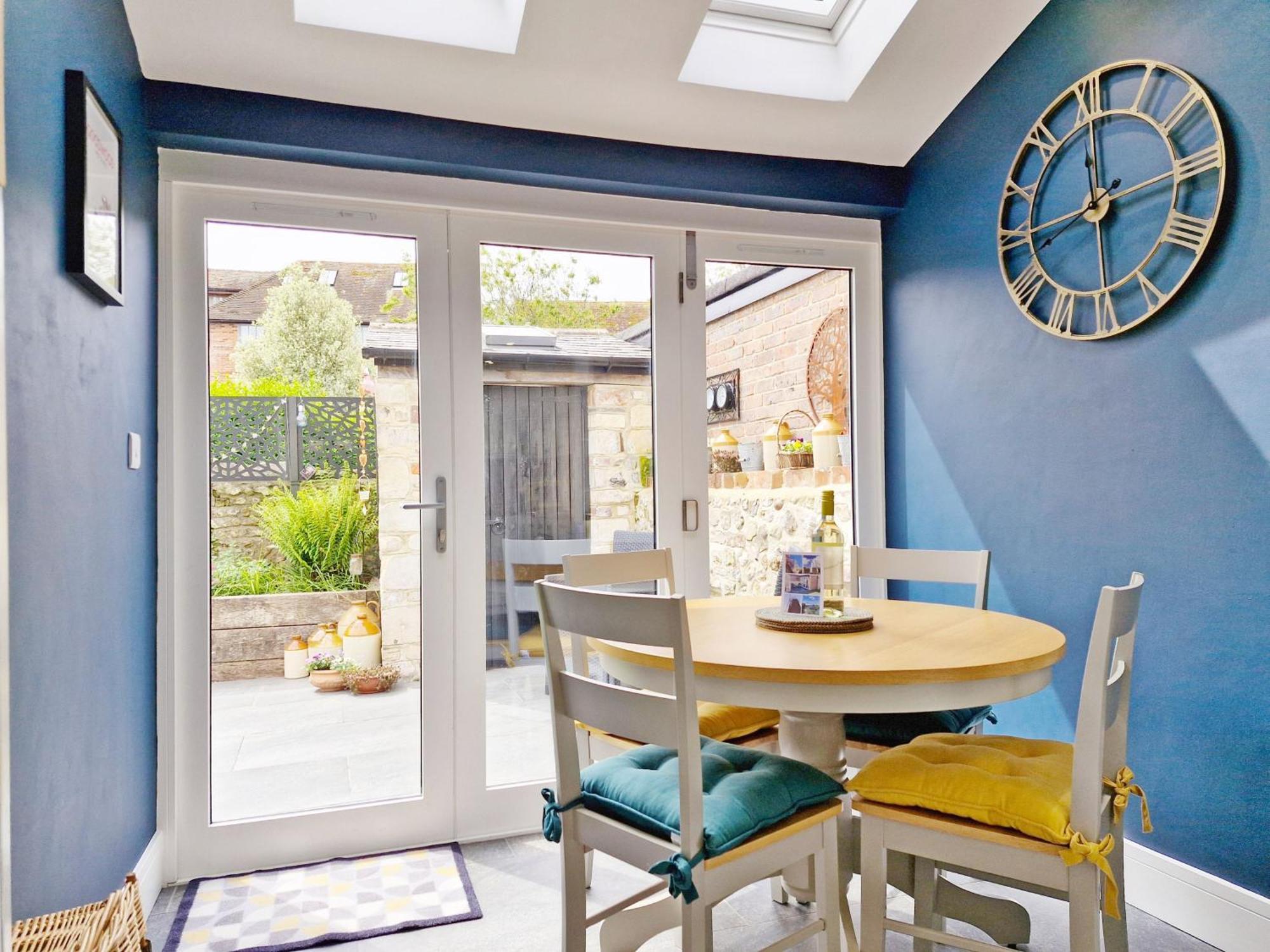 Four Priory Road, Chichester Ngoại thất bức ảnh